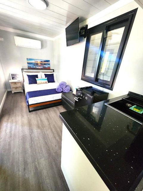 MAGNETIC CABIN Entire Studio On Magnetic Island - Sunshine Coast Guide 2