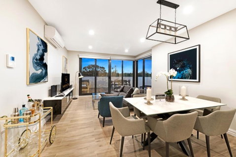 Manhattan Apartments - Glen Iris - Sunshine Coast Guide 2