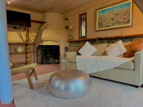 Maccys Cottages - Sunshine Coast Guide 0