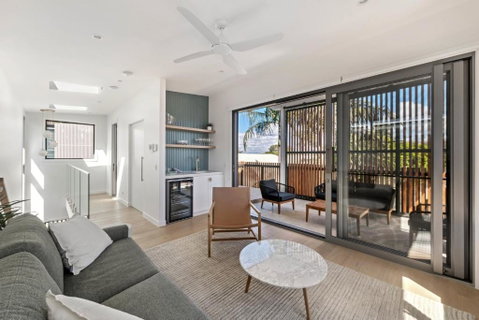 Luxury Retreat New Villa 17, Hastings St - Sunshine Coast Guide 1