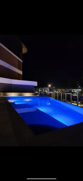 Marina Escapes At Ancora - Sunshine Coast Guide 1