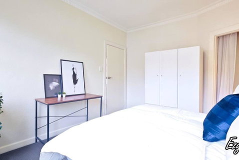 MCG 1BR Apartment For Family - Sunshine Coast Guide 1