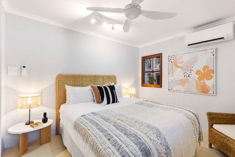 Melaleuca Hideaway - Beach Pool Free Parking - Sunshine Coast Guide 0