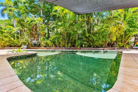 Melaleuca Hideaway - Beach Pool Free Parking - Sunshine Coast Guide 3