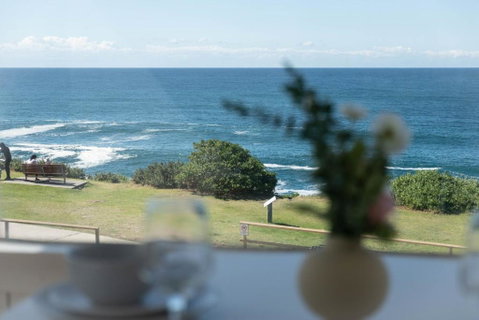 Maroubra Ocean&Beach View Private 1 Bedroom Apartment - Sunshine Coast Guide 2