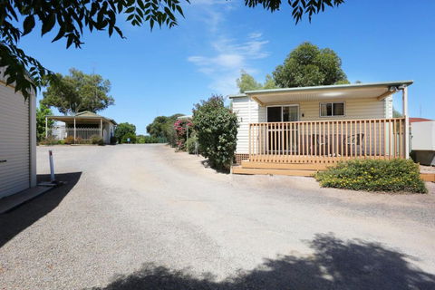 Moonta Bay Accommodation - Sunshine Coast Guide 0