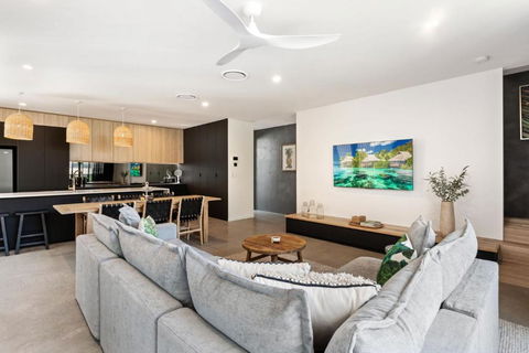 Mooloolaba Luxury Beach Escape The Smith - Sunshine Coast Guide 3