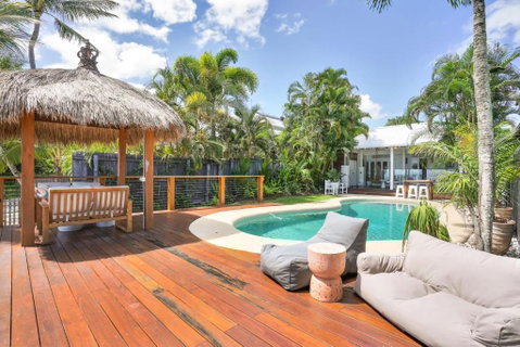Mylara Beachfront Holiday Home - Sunshine Coast Guide 3
