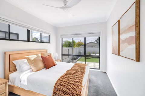 MySpace On Market - Apartment 2 - Sunshine Coast Guide 3
