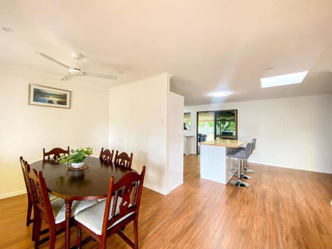 Myway - Burrum Heads - Close To Beach And Boat Ramp - 3BR - Sunshine Coast Guide 0