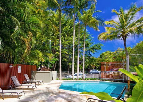 Naousa II - Sunshine Coast Guide 0