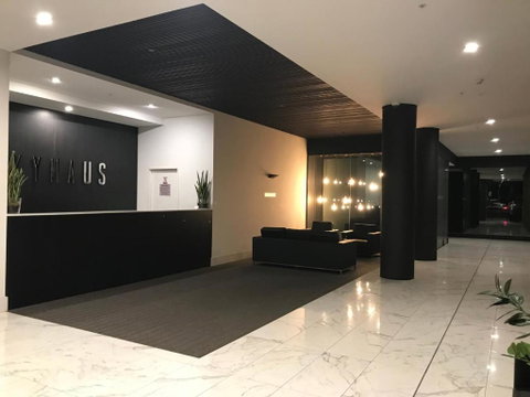 New Luxurious Skyview 2Bedroom Apartment Liverpool - Sunshine Coast Guide 0