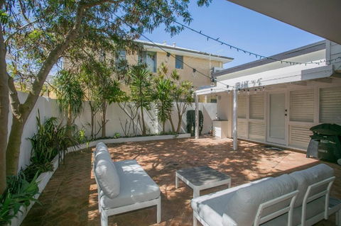 NOR214 - Northstead Coastal Charm - Sunshine Coast Guide 0