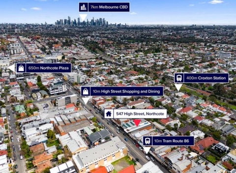 Northcote Spacious Studio - Sunshine Coast Guide 1