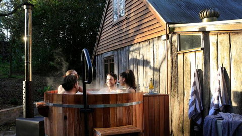 Nungaroo Cottage - Sunshine Coast Guide 2