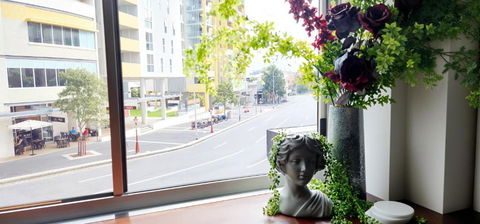 NYC Loft Brisbane, Free Parking! - Sunshine Coast Guide 1