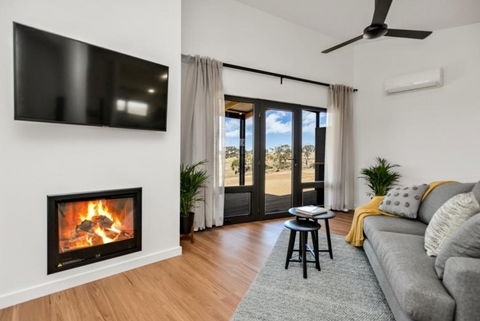 Old Bull Creek Luxury Retreat - Sunshine Coast Guide 1