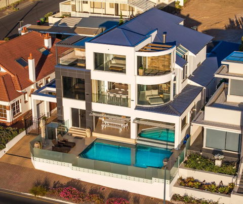 Ocean View Villa With Pool Spa & Cinema - Sunshine Coast Guide 0