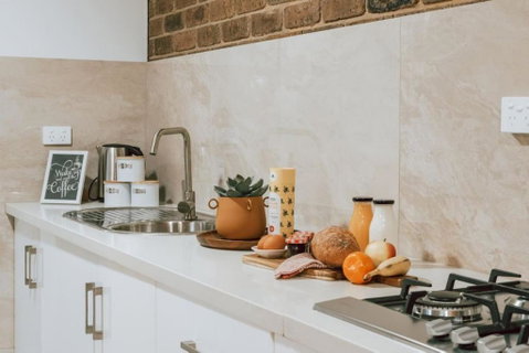 Olinda Sandstone Apartment 2 Bedroom Spa Bath - Sunshine Coast Guide 0