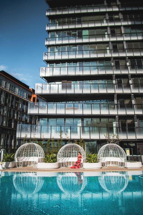 One Global Resorts Green Square - Sunshine Coast Guide 3