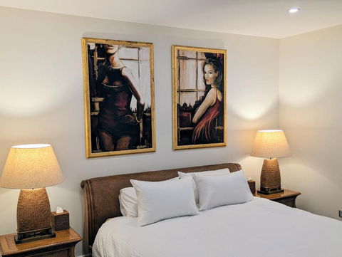 ONE Luxury Apartment - Sunshine Coast Guide 0