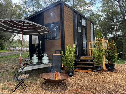 Orange 1 By Tiny Away - Sunshine Coast Guide 0