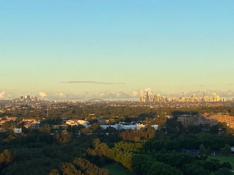 Parkside & City View In Sydney Olympic Park - Sunshine Coast Guide 2