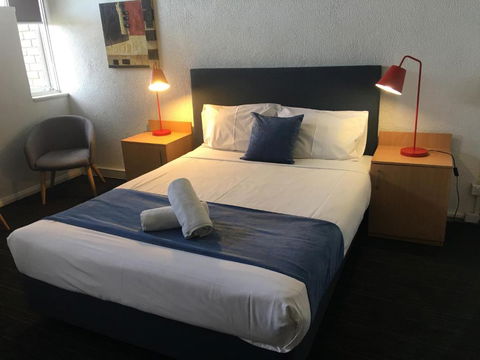 Parkdale Motor Inn - Sunshine Coast Guide 2