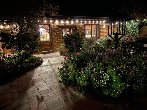 Patricias Garden Studio - Sunshine Coast Guide 3