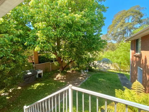 Peaceful Room In Modern And Spacious Baulkham Hills Home - BH2 - Sunshine Coast Guide 2