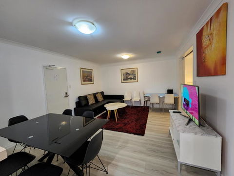 PERTH CBD APARTMENTS - Sunshine Coast Guide 0