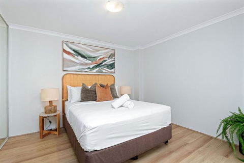 Play & Stay On Hay - Sleeps 2 Or 4 - Sunshine Coast Guide 3