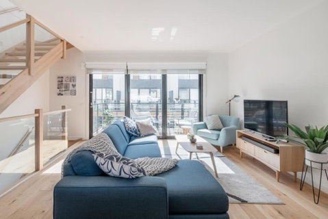 Perfect Port Melbourne Townhouse - Sunshine Coast Guide 0