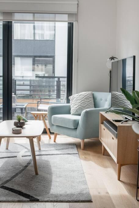 Perfect Port Melbourne Townhouse - Sunshine Coast Guide 2