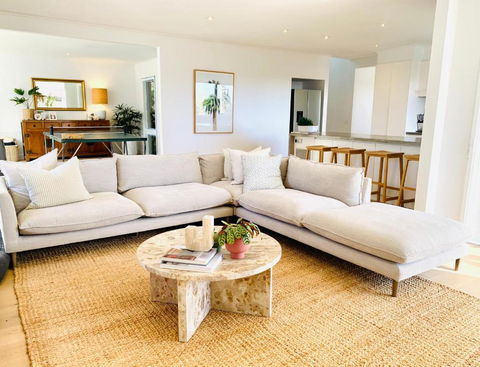 Pool & Pet Friendly - Mornington Peninsula Beach House - Sunshine Coast Guide 1