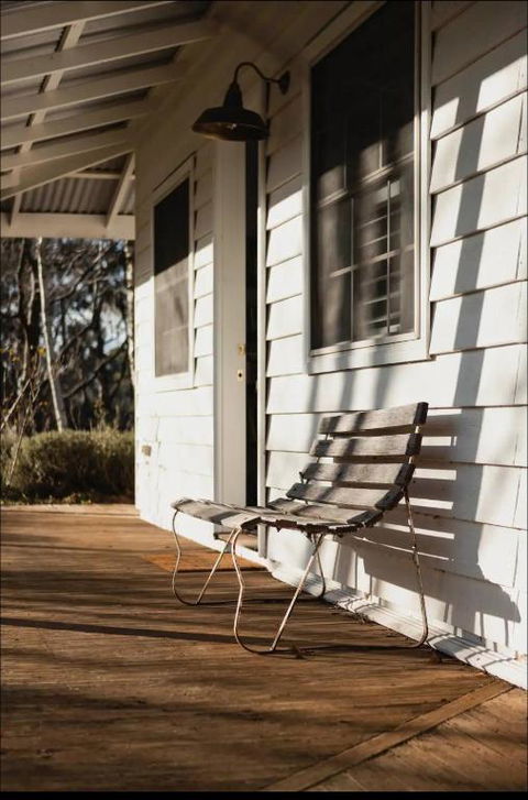 Peony Farm Pink Cottage - Sunshine Coast Guide 2
