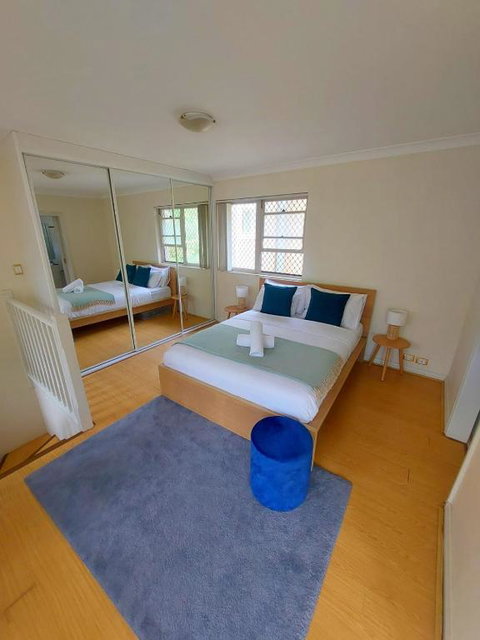 Perfect Room For Students Or Tourists - Sunshine Coast Guide 0