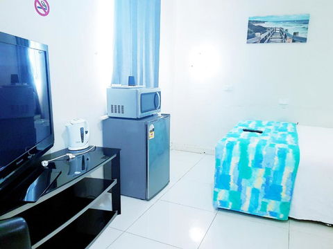 Perth City Motel - Sunshine Coast Guide 0