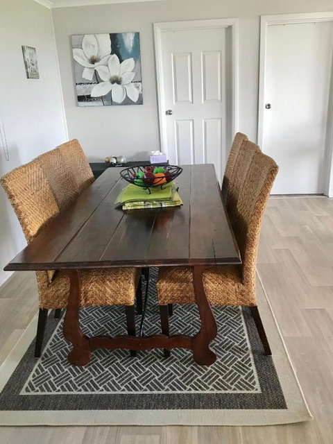 Pine View Holiday Rental - Sunshine Coast Guide 3