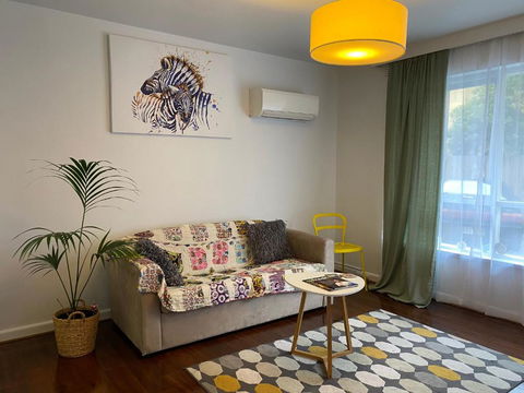 Poets Retreat - Sunshine Coast Guide 1
