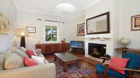 Poppy Cottage - Sunshine Coast Guide 1