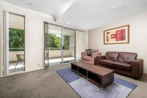 Quiet Apartment In Braddon ACT - Sunshine Coast Guide 2