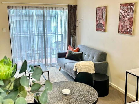 Prime Location 1 Bdr Apt In Perth - Sunshine Coast Guide 3