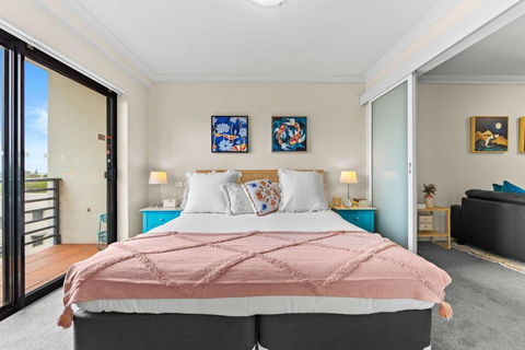 Prime Perth Apartment - Sunshine Coast Guide 0