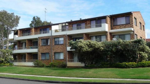 Quality Beachside Holiday - Sunshine Coast Guide 0