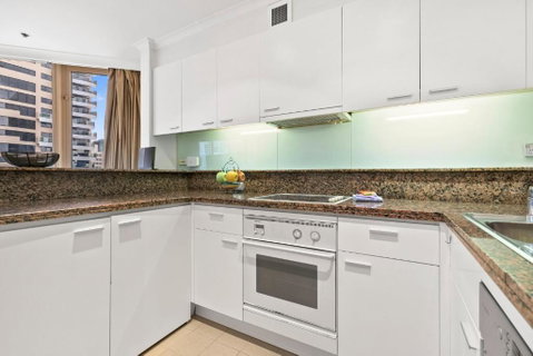 Quay West 2302 Self-Catering - Sunshine Coast Guide 1