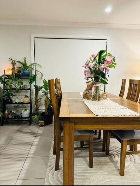 Quiet Comfort For Relaxing Stays - Sunshine Coast Guide 2