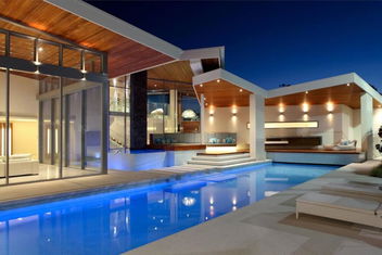 Racquet Retreat By Noosa Secret Destinations- Short Walk To Hastings Street with Sunshine Coast Guide