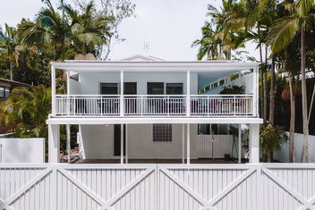 Raes By The River with Sunshine Coast Guide