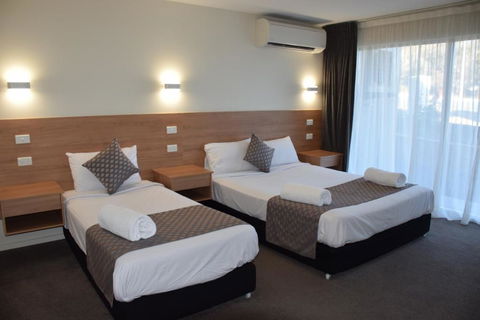 Rainbow Motel Queanbeyan - Sunshine Coast Guide 0